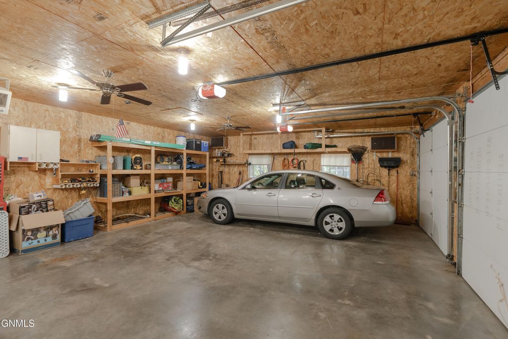 406 West Avenue F, Bismarck, ND 58501 photo 5
