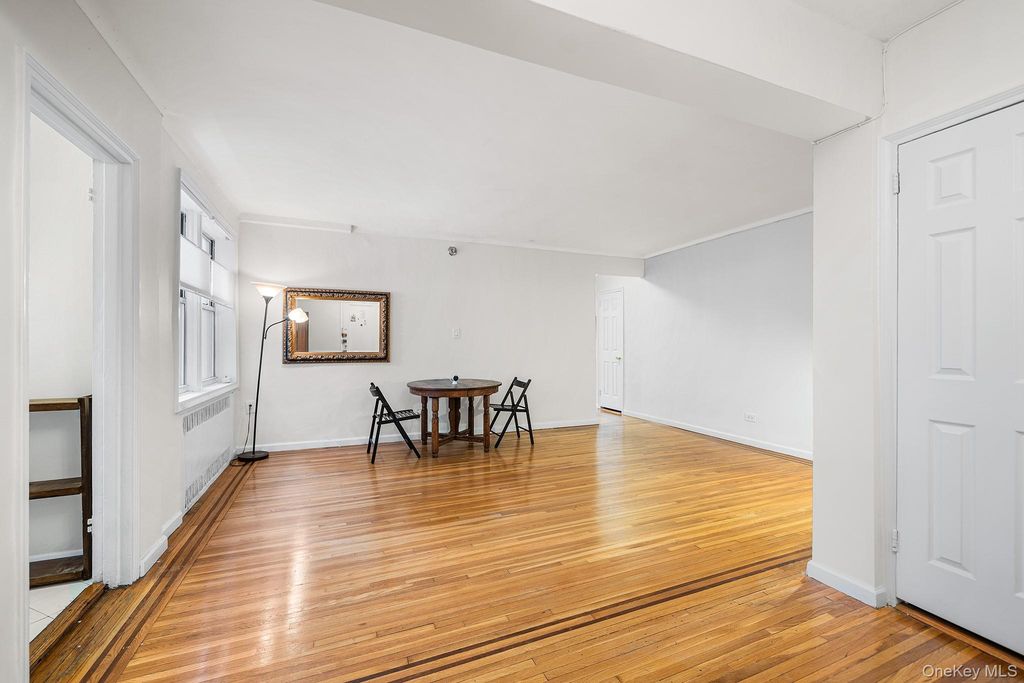 65-74 Saunders Street 1F, Rego Park, NY 11374