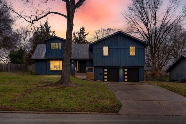 2145 E Shady Glen Drive, Springfield, MO 65804