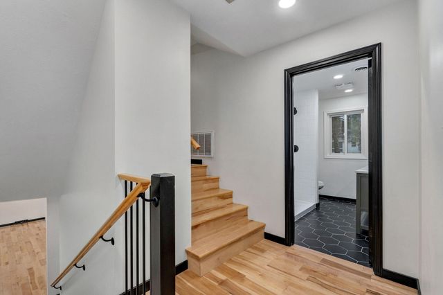 2145 E Shady Glen Drive, Springfield, MO 65804