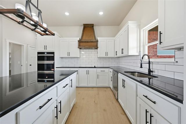 2447 Sierra Circle, Blanchard, OK 73010