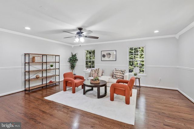 6401 OLD SCOTTS CT, Springfield, VA 22152