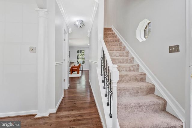 6401 OLD SCOTTS CT, Springfield, VA 22152