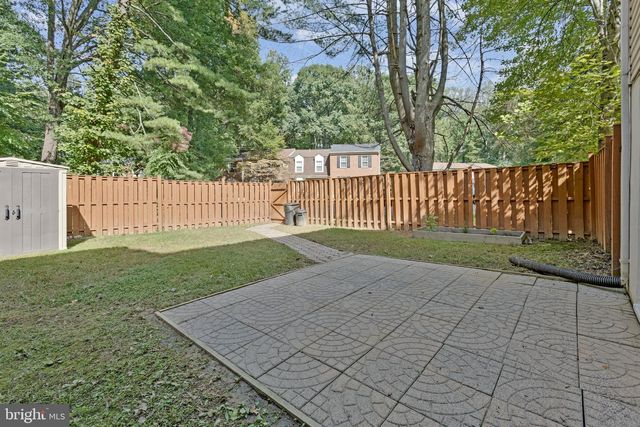6401 OLD SCOTTS CT, Springfield, VA 22152
