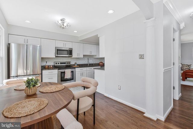 6401 OLD SCOTTS CT, Springfield, VA 22152