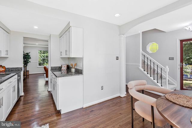 6401 OLD SCOTTS CT, Springfield, VA 22152