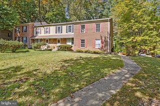 6401 OLD SCOTTS CT, Springfield, VA 22152