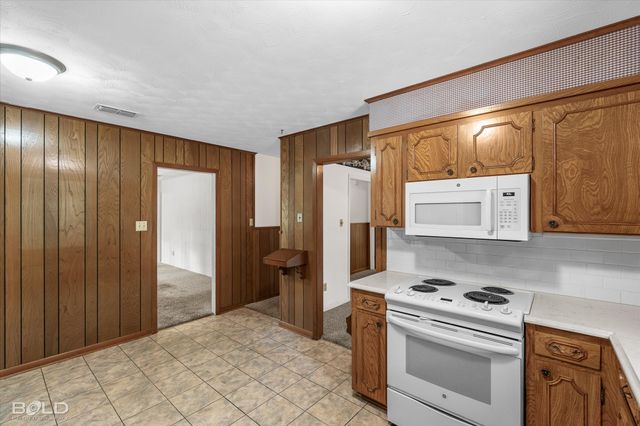 503 Pine Cone, Haughton, LA 71037