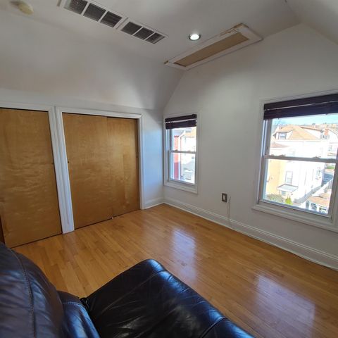 302 76TH ST, North Bergen, NJ 07047