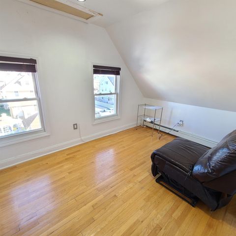 302 76TH ST, North Bergen, NJ 07047