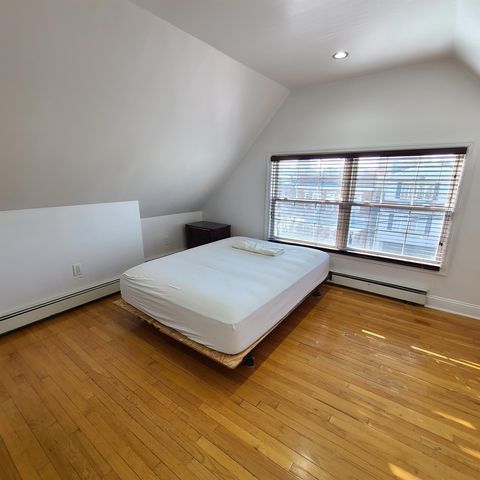 302 76TH ST, North Bergen, NJ 07047