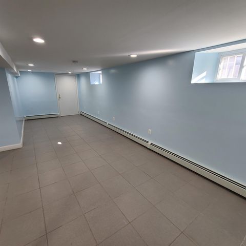 302 76TH ST, North Bergen, NJ 07047