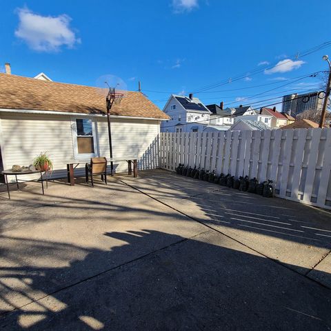 302 76TH ST, North Bergen, NJ 07047