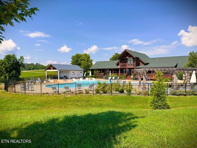 82 Mallard rd, Hilham, TN 38568