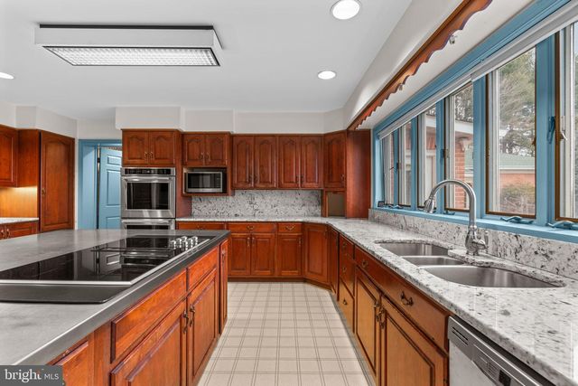 6005 TEN OAKS RD, Clarksville, MD 21029