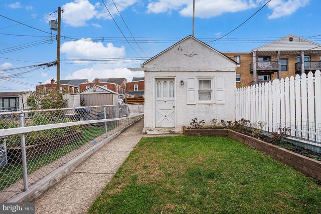 314 GROVE ST, Bridgeport, PA 19405