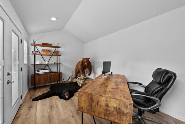 2802 Robin RD, Manchaca, TX 78652