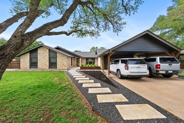 2802 Robin RD, Manchaca, TX 78652