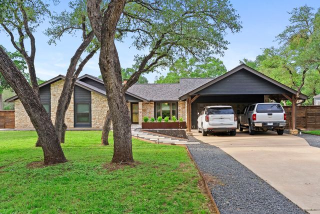 2802 Robin RD, Manchaca, TX 78652