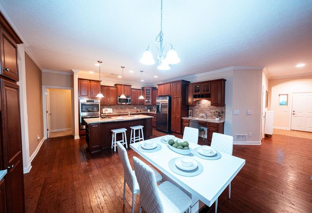 1143 Little Bear Place, Lewis Center, OH 43035