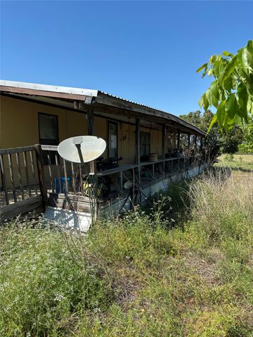 3675 Fm 85, Ennis, TX 75119