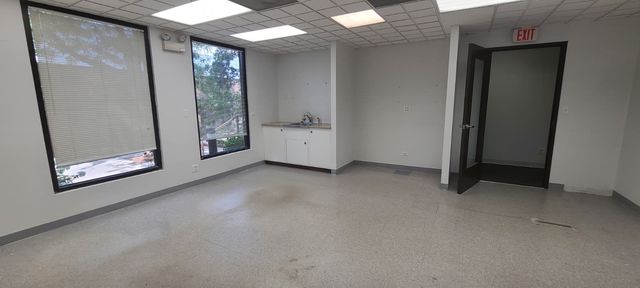 4260 Westbrook Drive 124, Aurora, IL 60504