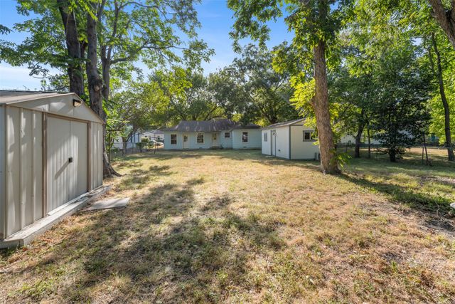 1001 Alice Street, Denton, TX 76201