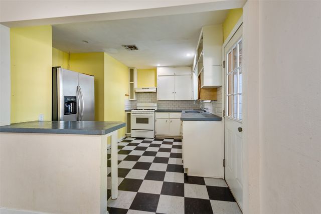 1001 Alice Street, Denton, TX 76201