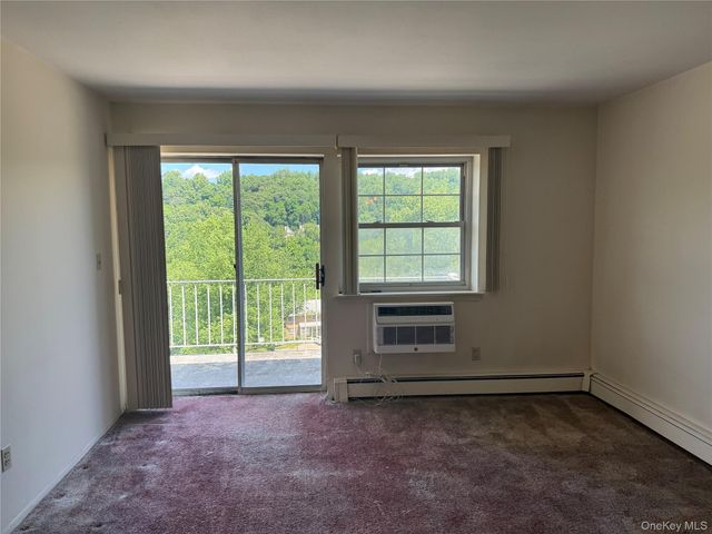 1840 Crompond Road 7D4, Peekskill, NY 10566