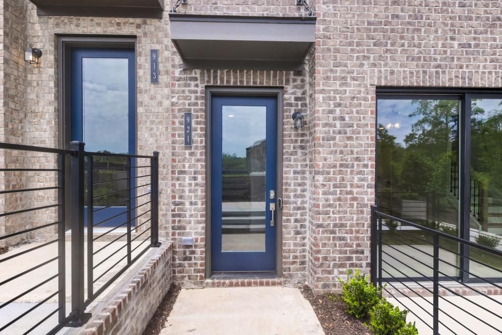 921 Echo Park Drive, Suwanee, GA 30024