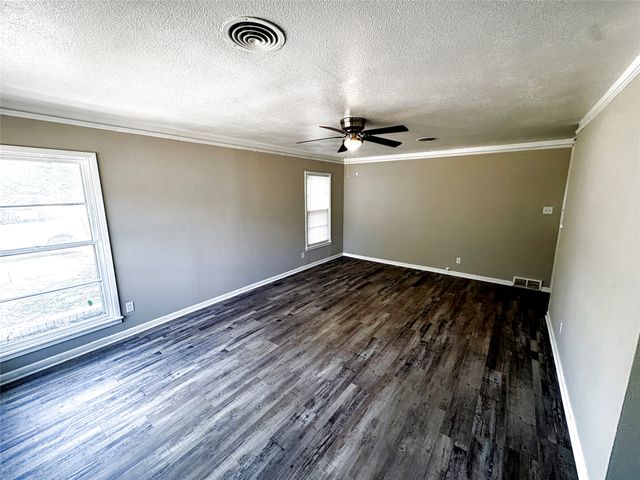 1824 Provine Street, Fort Worth, TX 76103