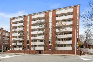 29 Concord Ave 504, Cambridge, MA 02138