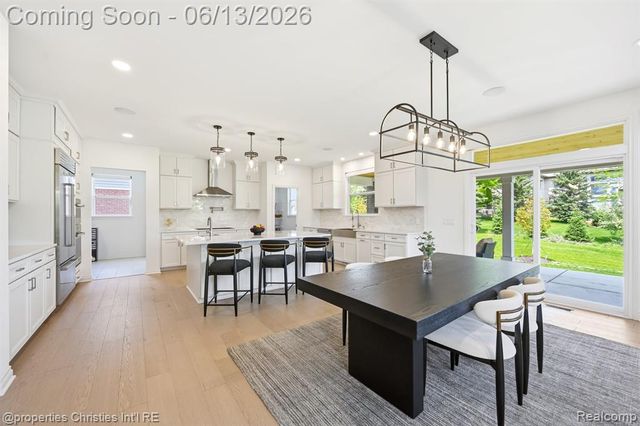 51350 Stone Meadow Court, Northville, MI 48167