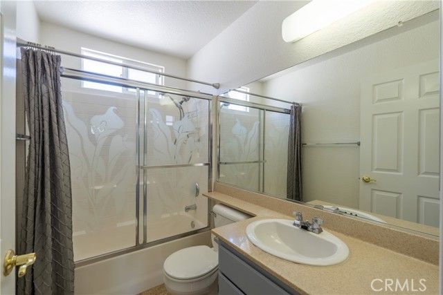 9155 Cedros 8, Panorama City (los Angeles), CA 91402