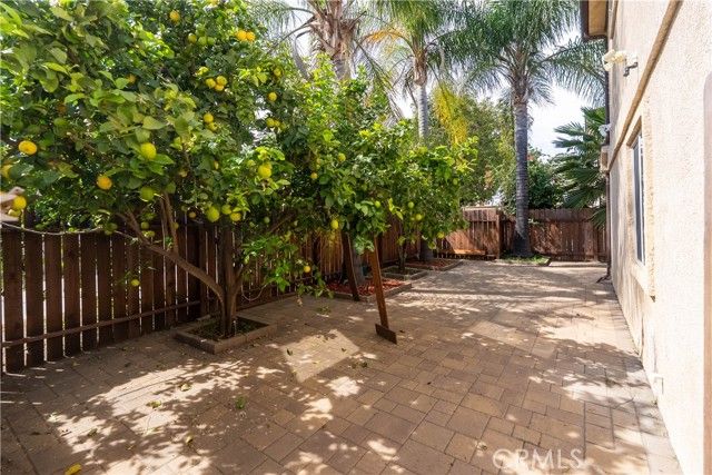 9155 Cedros 8, Panorama City (los Angeles), CA 91402