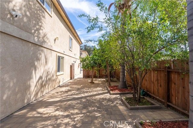 9155 Cedros 8, Panorama City (los Angeles), CA 91402