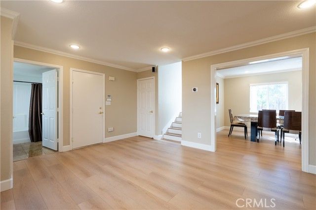 9155 Cedros 8, Panorama City (los Angeles), CA 91402