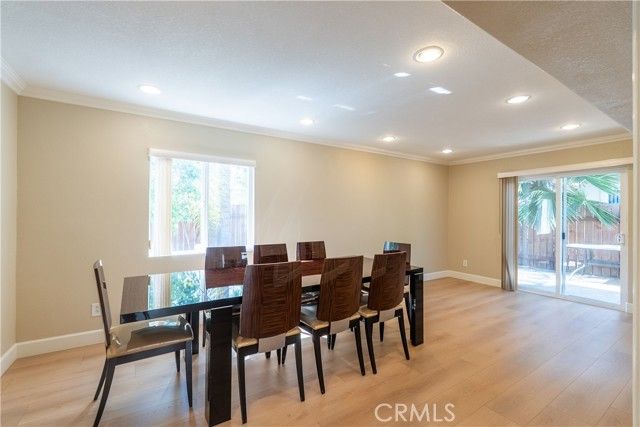 9155 Cedros 8, Panorama City (los Angeles), CA 91402