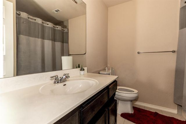 318 Hyltin ST, Hutto, TX 78634