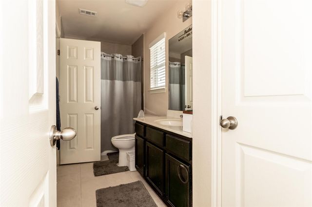318 Hyltin ST, Hutto, TX 78634