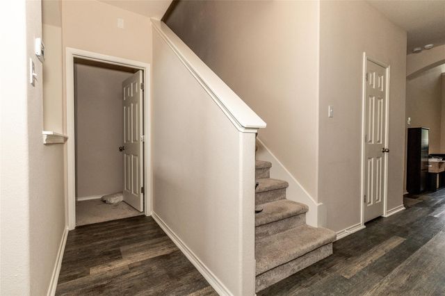 318 Hyltin ST, Hutto, TX 78634