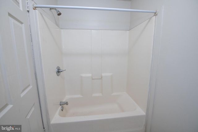 805 PROSPECT, Trenton, NJ 08618