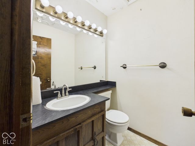 905 Slack Drive, Anderson, IN 46013