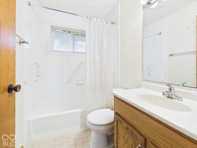 905 Slack Drive, Anderson, IN 46013
