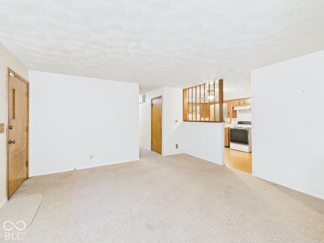 905 Slack Drive, Anderson, IN 46013