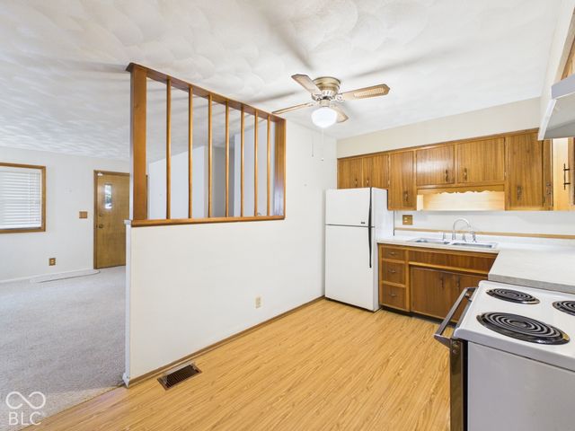 905 Slack Drive, Anderson, IN 46013