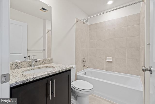 237 MONROE AVE, Frederick, MD 21701