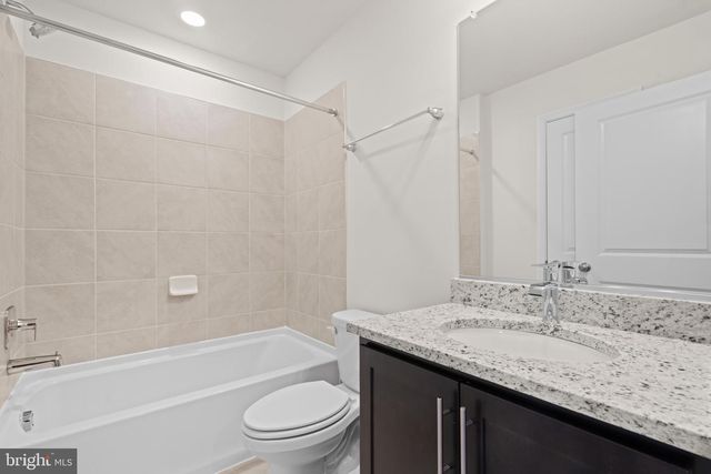 237 MONROE AVE, Frederick, MD 21701