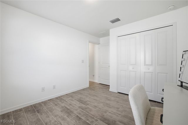 1910 NW 27th PL, Cape Coral, FL 33993