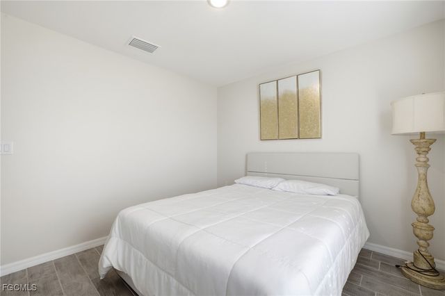 1910 NW 27th PL, Cape Coral, FL 33993